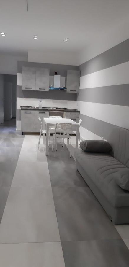 Homedil Palermo Buitenkant foto